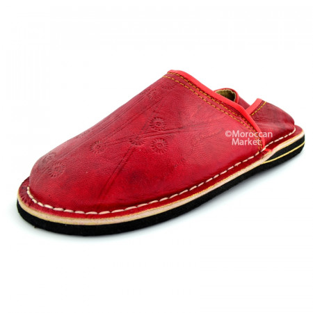 Moroccan taroudant leather slippers with a beautiful design